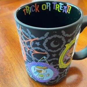 NWT Peanuts Gang Snoopy in Costumes Portrait Style Halloween Mug, Adorable NWT